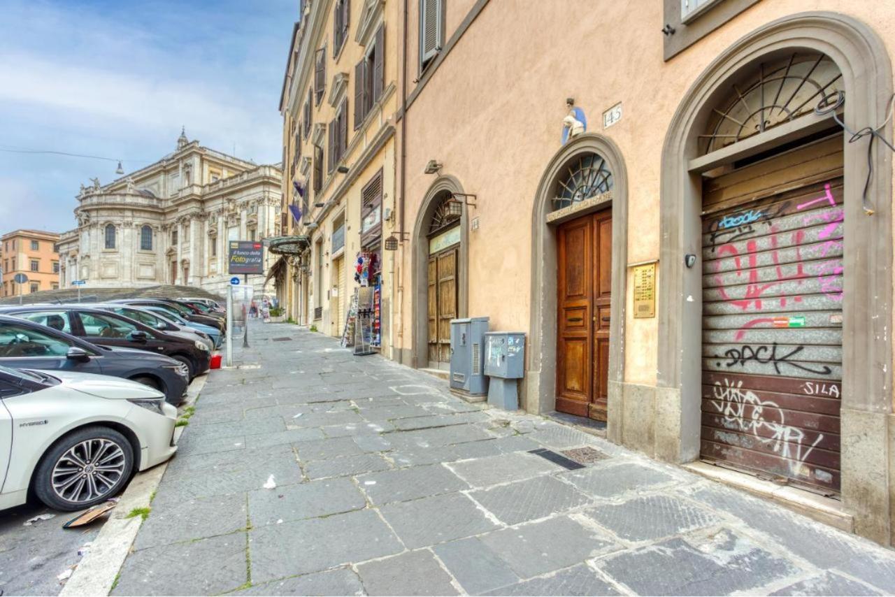 Maggiore 145 With Private Garden - Rione Monti Rome